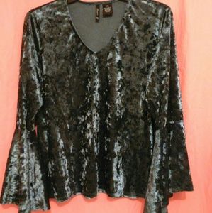 New Directions long sleeved top